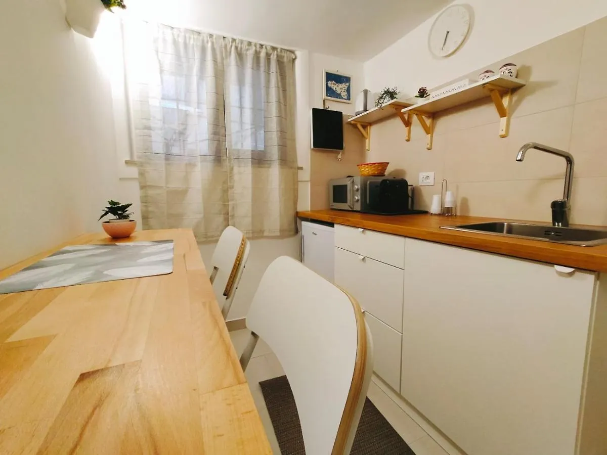 Midani Home Catania Apartment